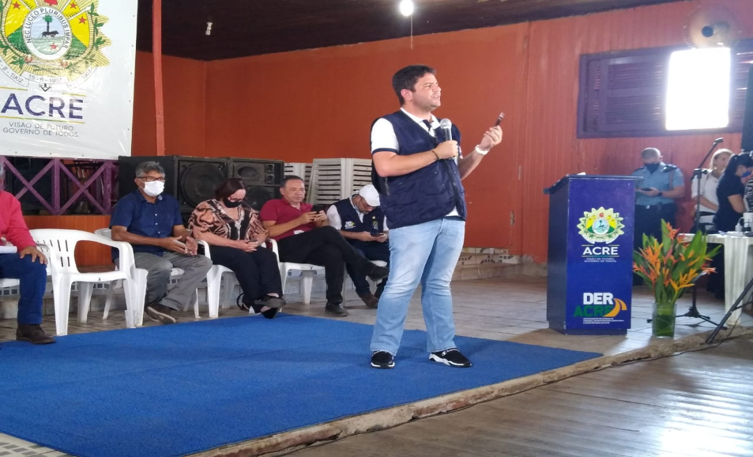 Em Xapuri, Gladson anuncia pacote de obras de 26 milhões, garante que vai construir ponte do Sibéria e convidar Bolsonaro para inauguração